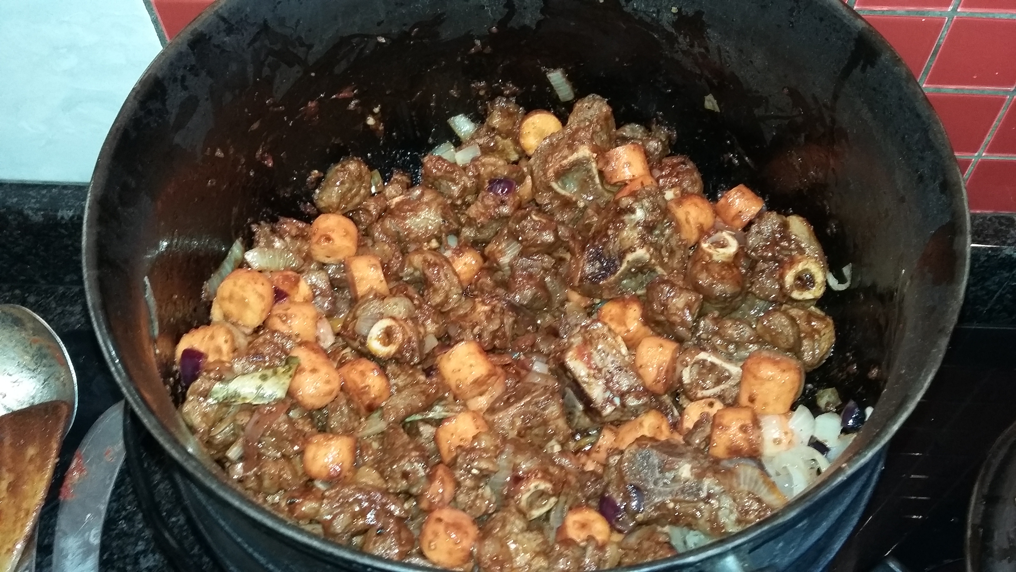 Paprika Pot